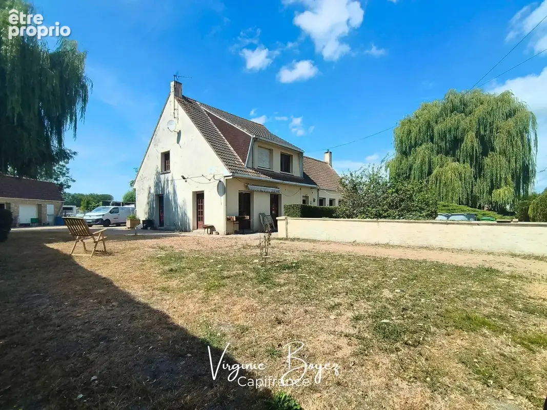 Exclusivité - Maison de 190 m² – 4 chambres – Terrain clos de 7 500 m² – Beau potentiel - Proche commodités - photo 1