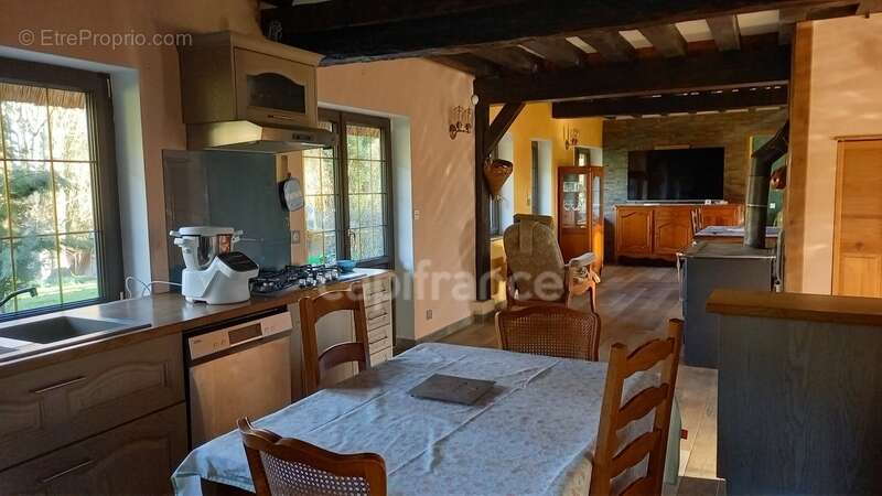 Maison à BONNIERES-SUR-SEINE