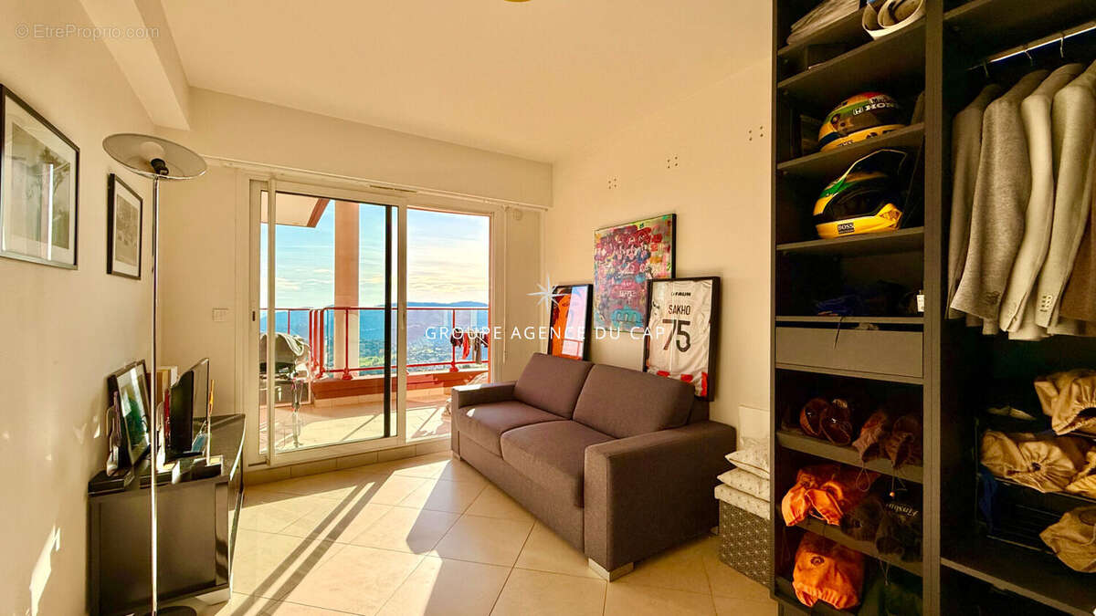 Appartement à MANDELIEU-LA-NAPOULE