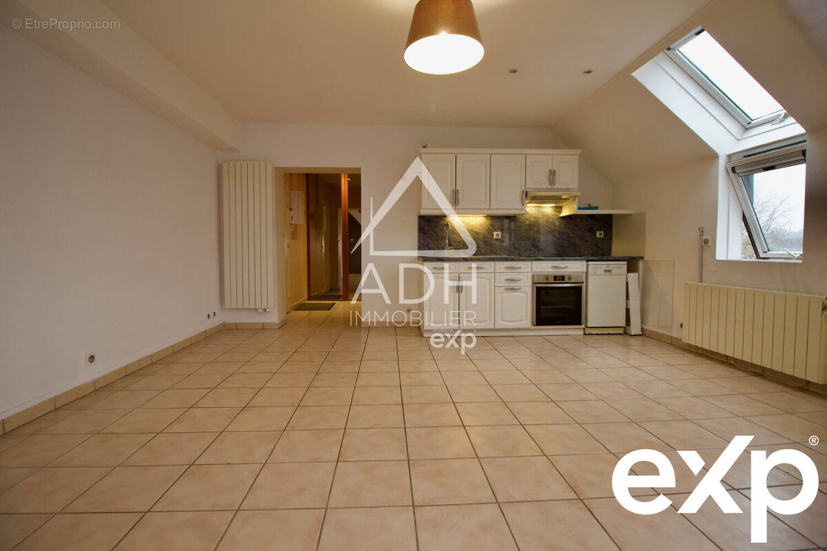 Appartement à JOUARS-PONTCHARTRAIN