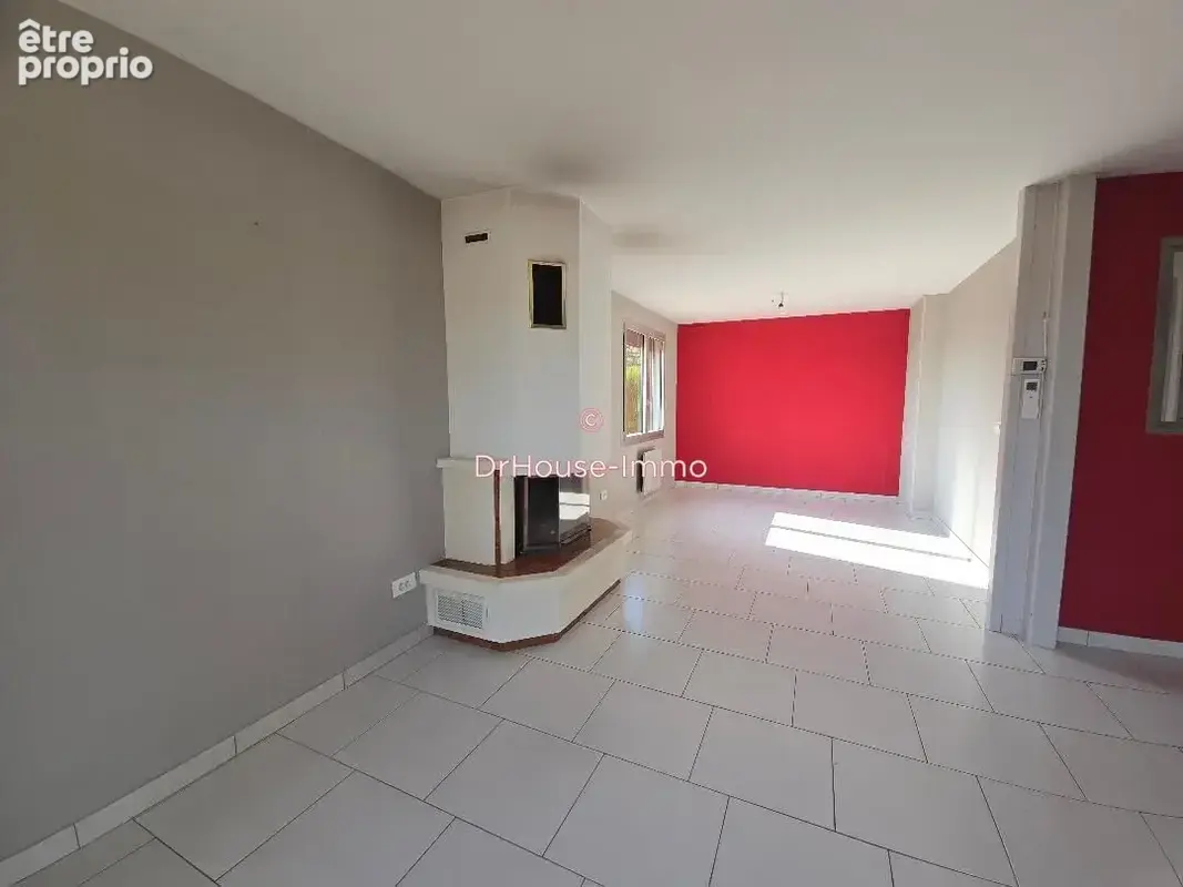 Maison 110 m² à Chanteloup  - photo 2