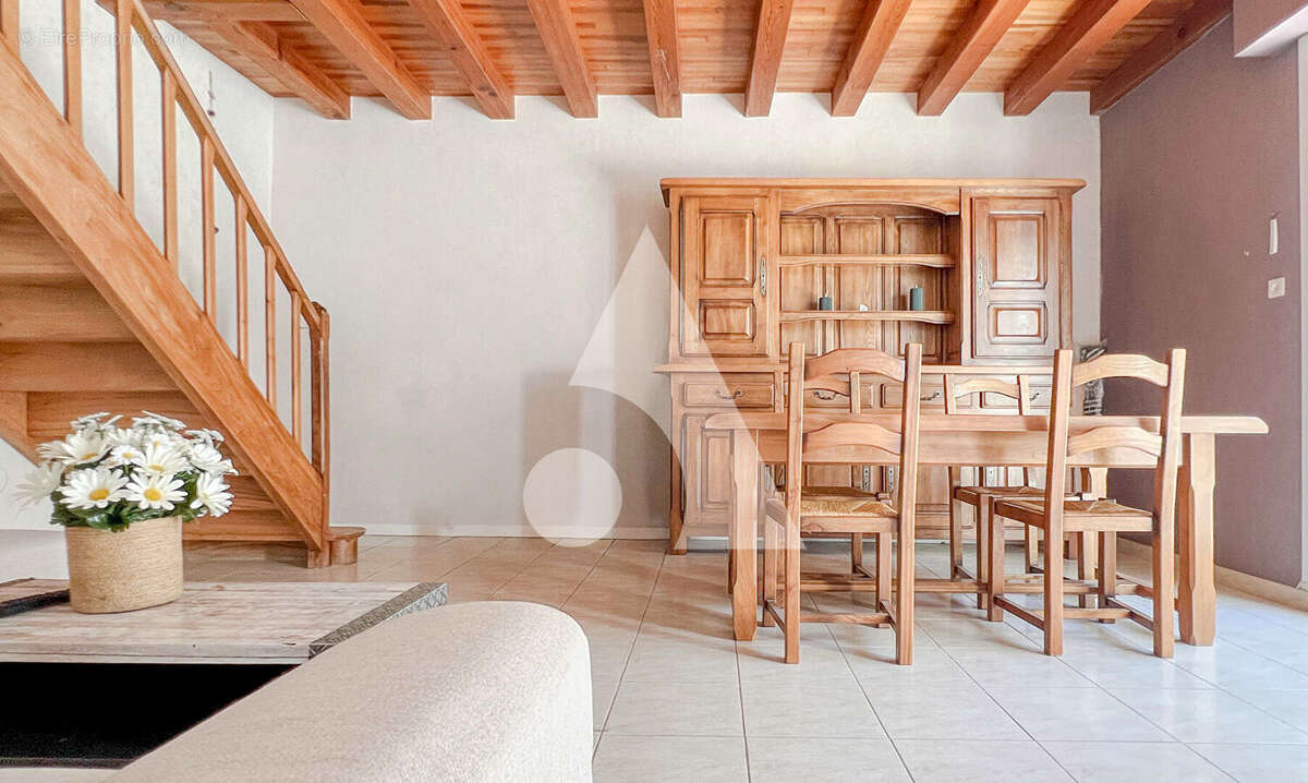 Maison à SAINTES