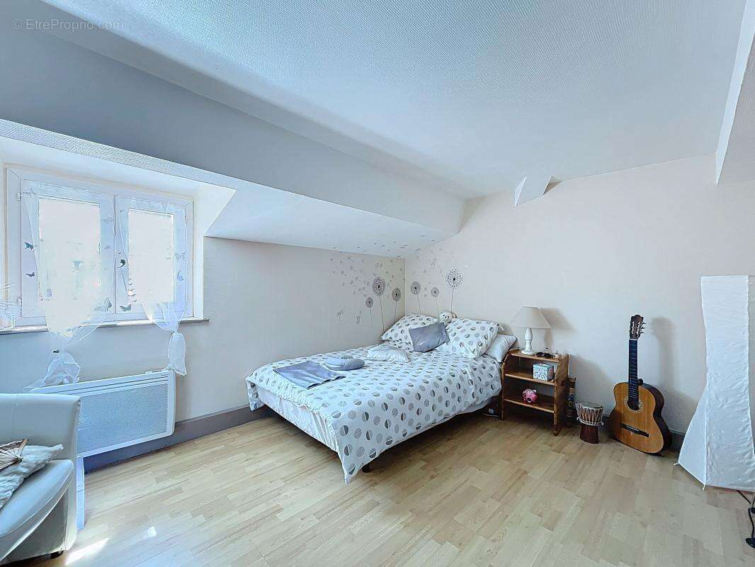 Maison à TOURNON-SUR-RHONE