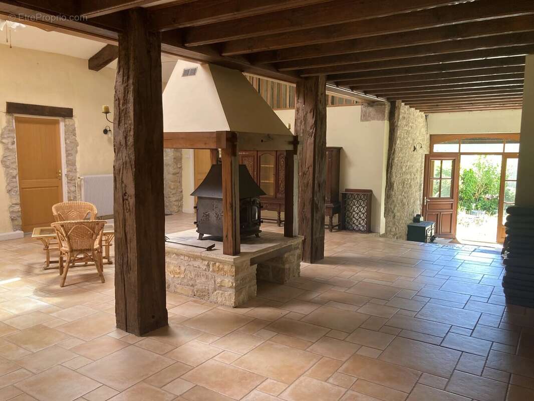 Maison à FONTENILLE