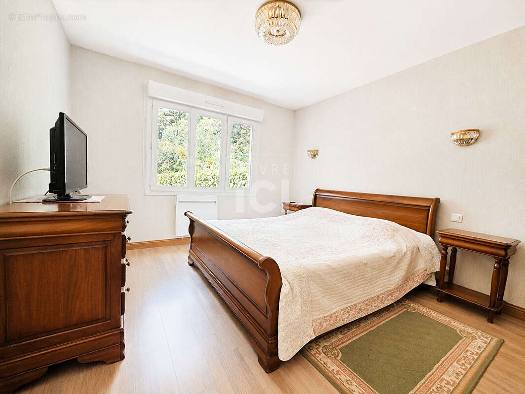 Maison Pont Saint Martin 7 pièce(s) 138.10 m2 - photo 7