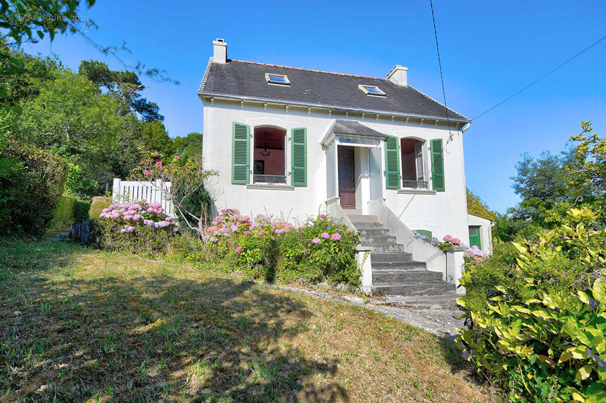 Maison à HOPITAL-CAMFROUT