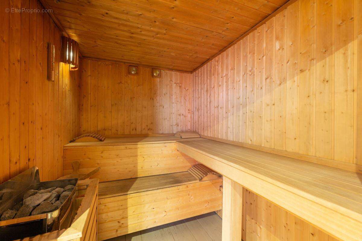 Appartement à BAILLY-ROMAINVILLIERS