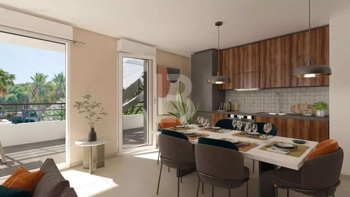 Appartement à VILLENEUVE-LOUBET