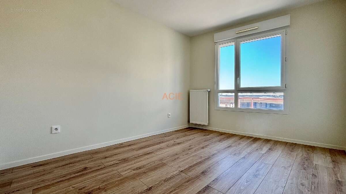 Appartement à LOUVRES