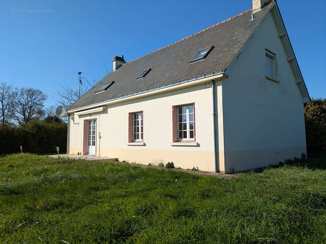 Maison à NIVILLAC