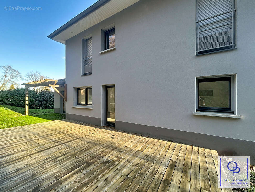 Maison à SAINT-ETIENNE