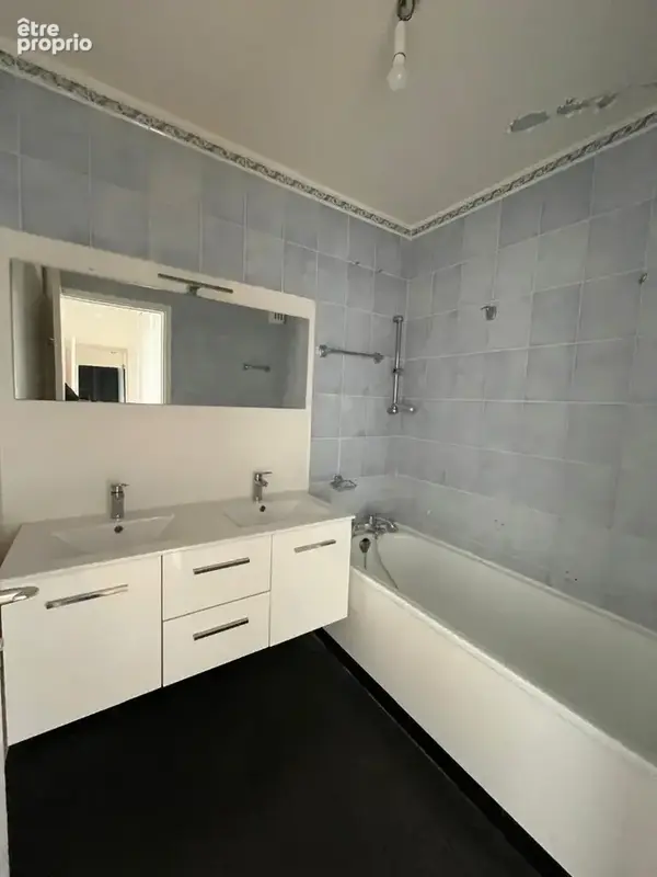 Appartement Fontenay Aux Roses 5 pièce(s) 100.47 m2 avec Balcons, Box et Cave - photo 11