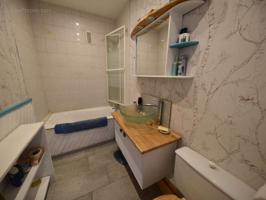 Appartement à COUBRON