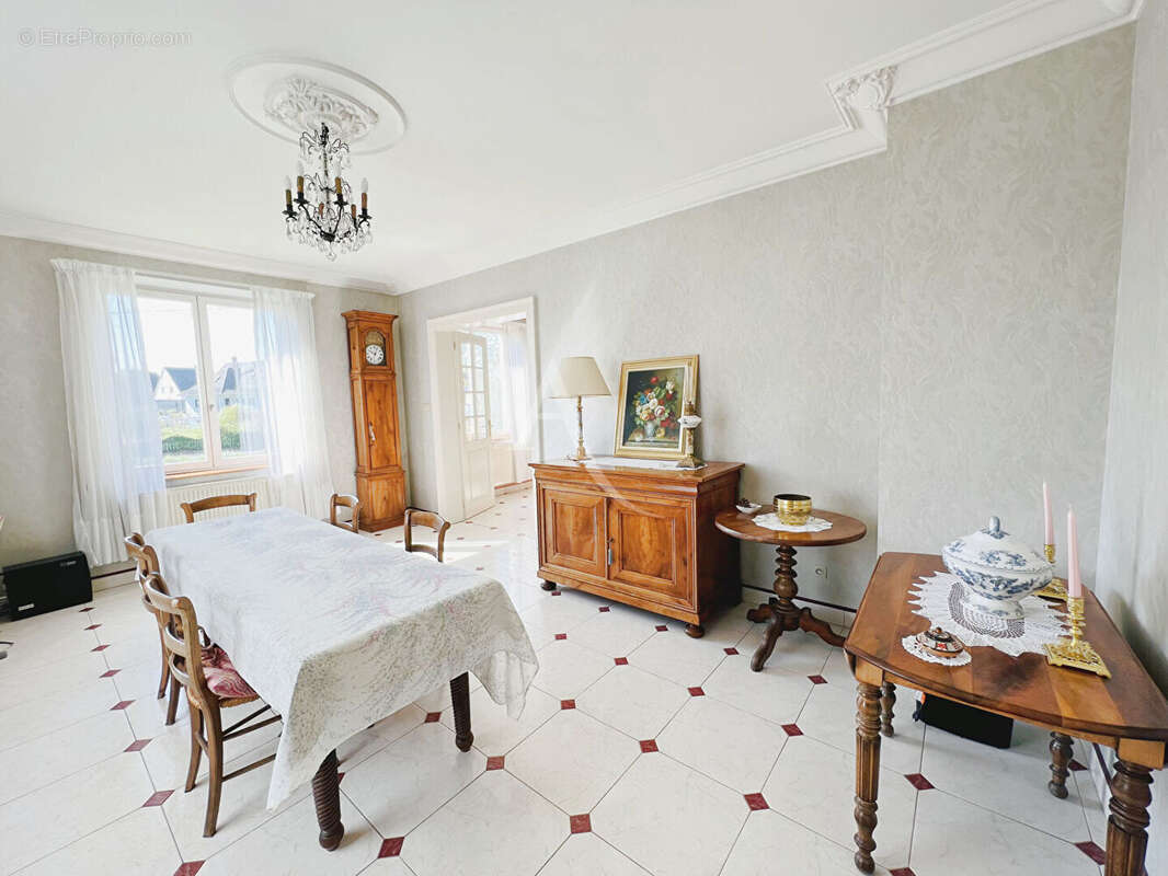 Maison à BERNOLSHEIM