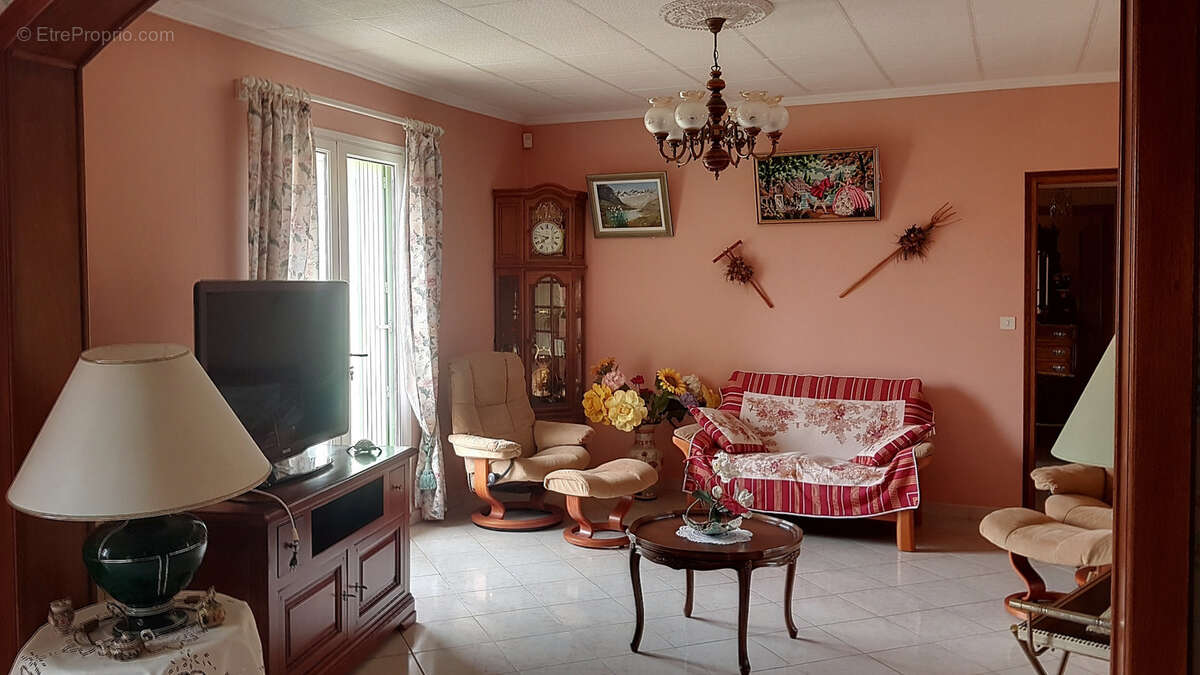 Maison à SAINT-AMBROIX