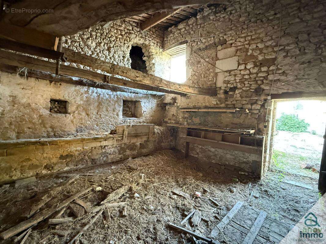 Maison à LA COURONNE