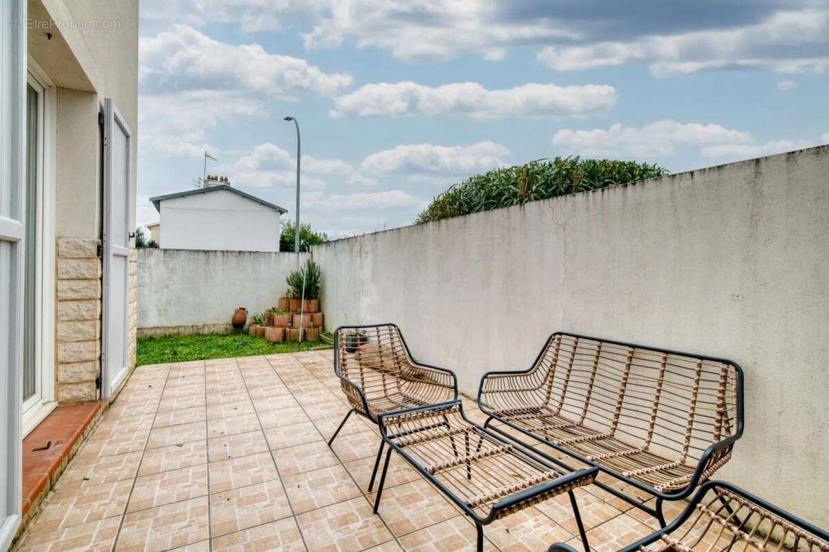 Maison de 6 pièces de 220 m² à Cugnaux - photo 8