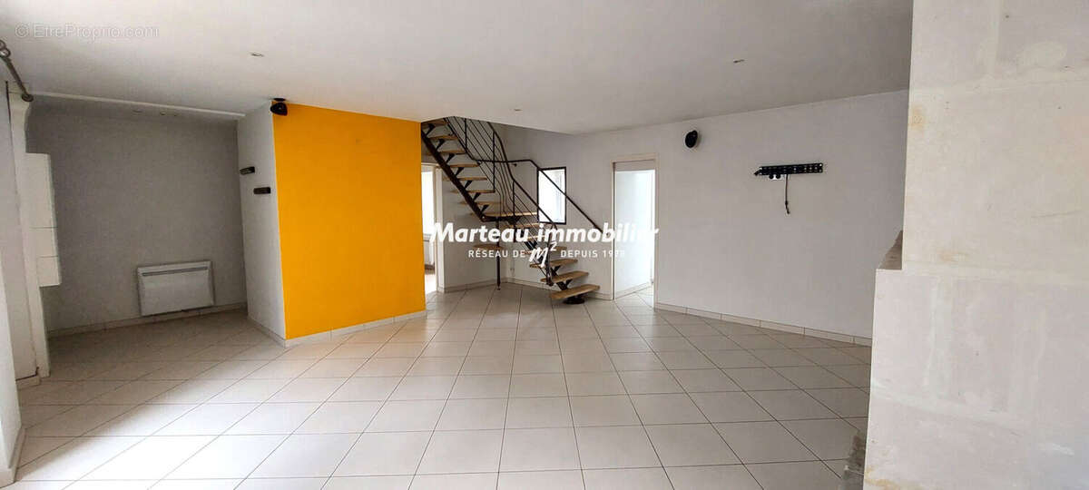 Maison à PONTVALLAIN