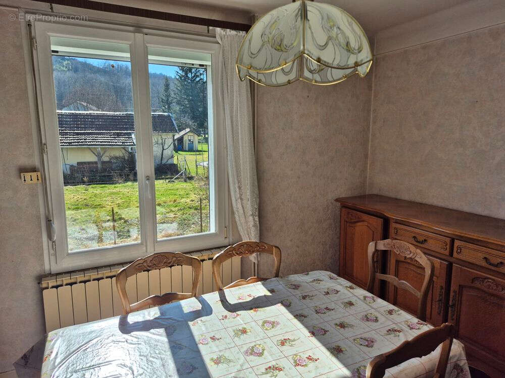 Maison à LE THILLOT