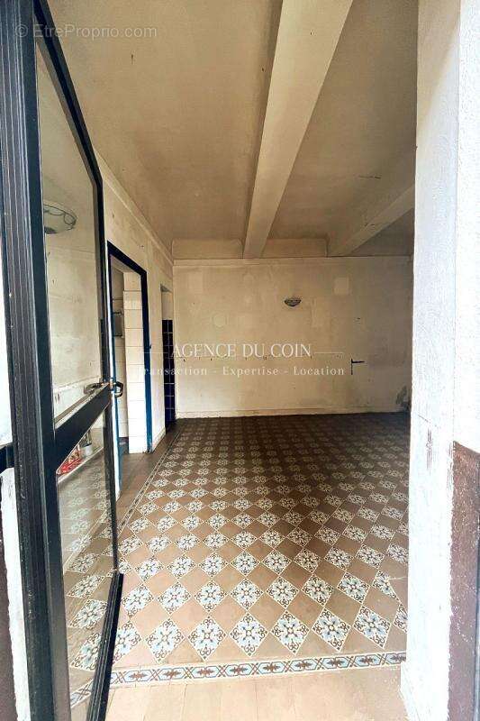 Commerce à TRANS-EN-PROVENCE