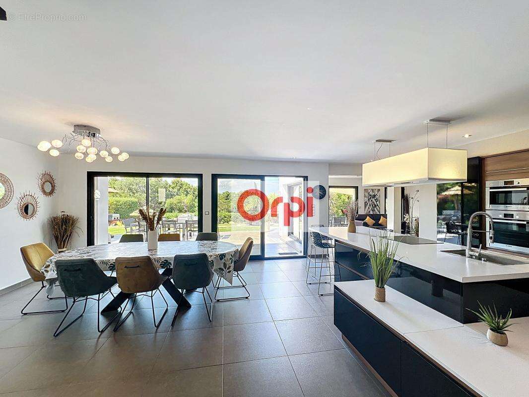 Maison à PORTO-VECCHIO