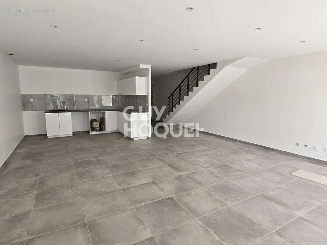 Maison à MILLY-LA-FORET