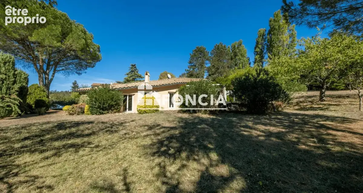 Photo Maison à Vigoulet-Auzil au prix de 525 000€