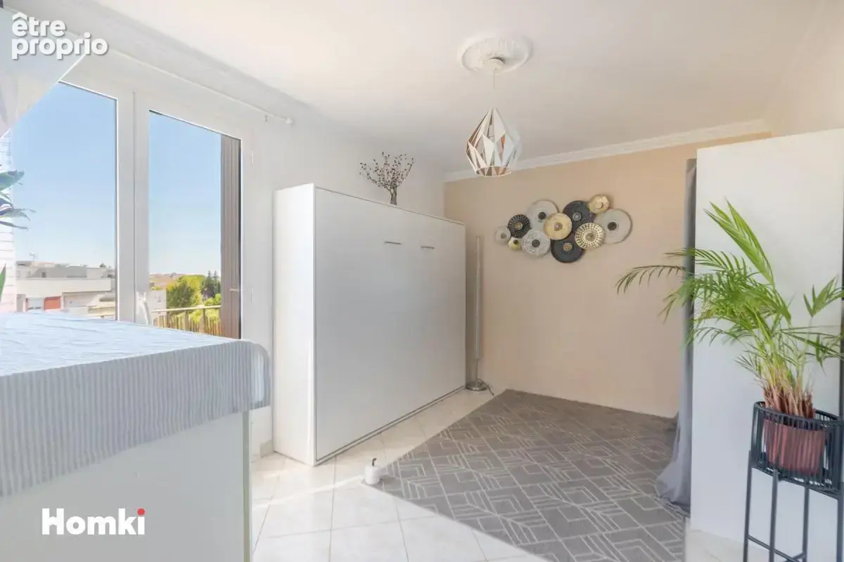 Fréjus – T3 en dernier étage avec balcon plein sud, parking, proche commerces et plage - photo 7