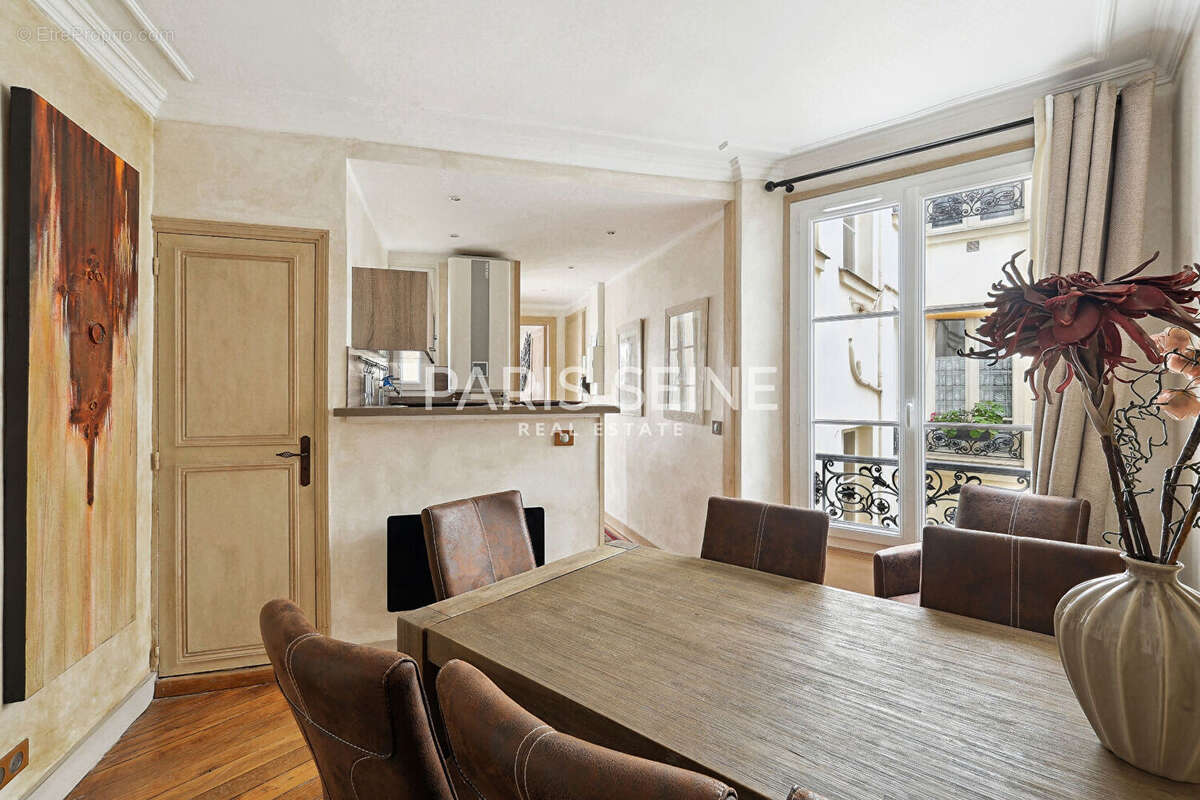 Appartement à PARIS-6E