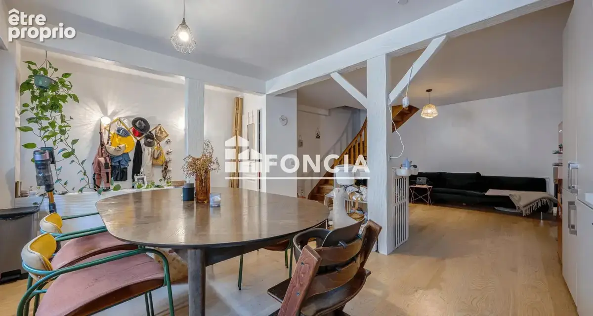 Appartement type 4 à Veyrier du Lac - photo 2