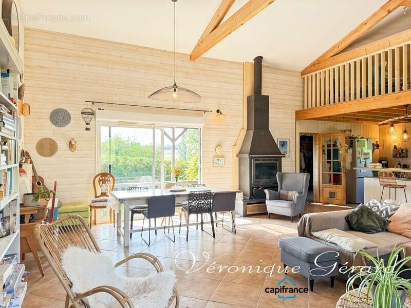 Maison de Plain-pied de 170 M2 en ossature bois, très lumineuse édifiée sur sous-sol - photo 6