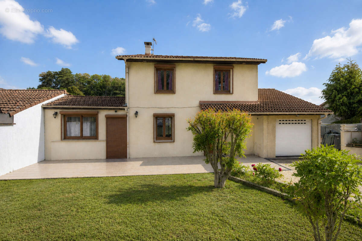 Maison à MEXIMIEUX