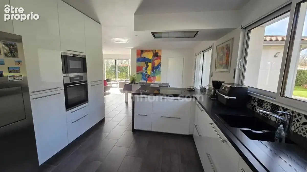 Villa contemporaine d’exception – 160 m² - 6 pièces à SAUCATS (33) - photo 5