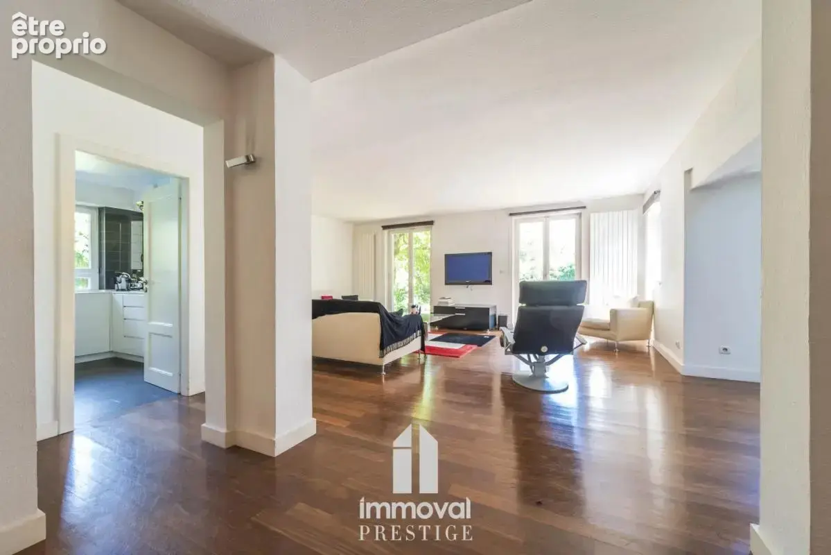 Robertsau-maison 208m2-5 ares - photo 5