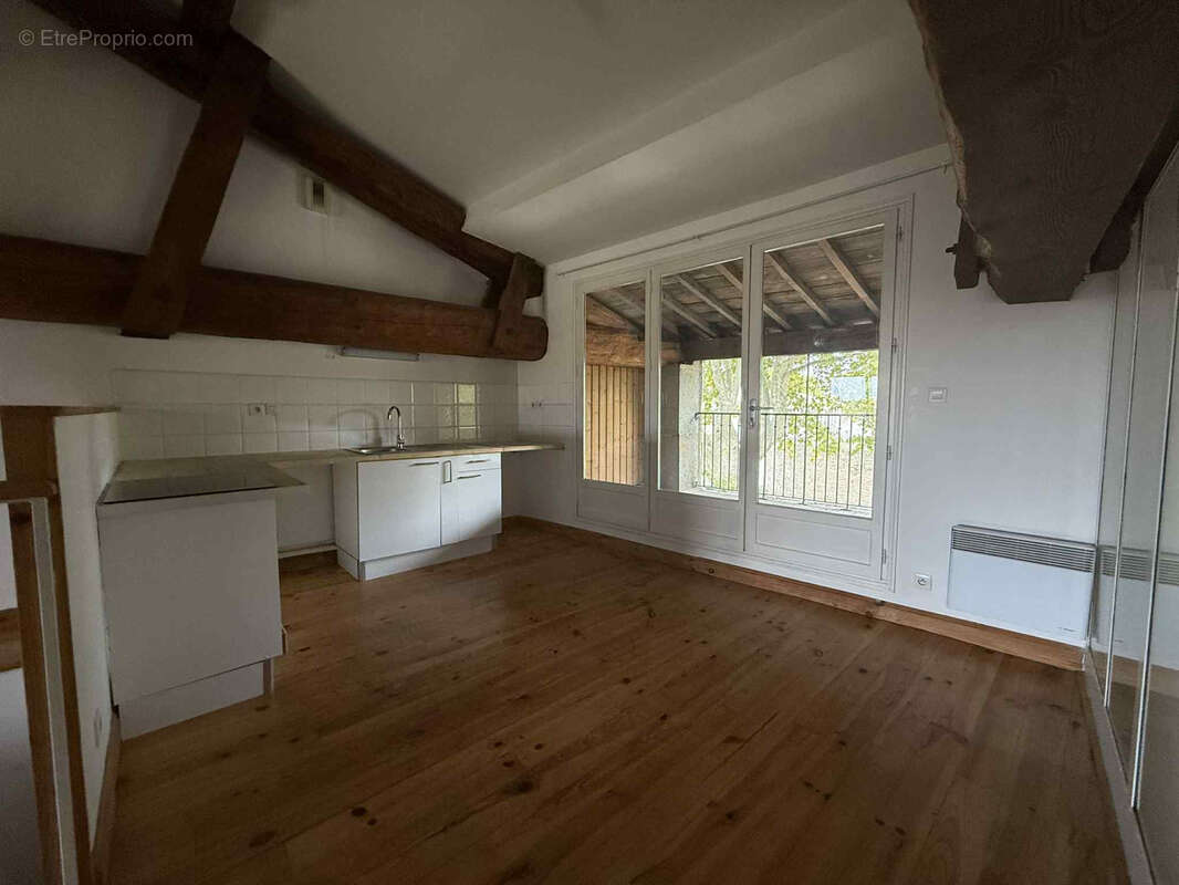 Appartement à CARCASSONNE