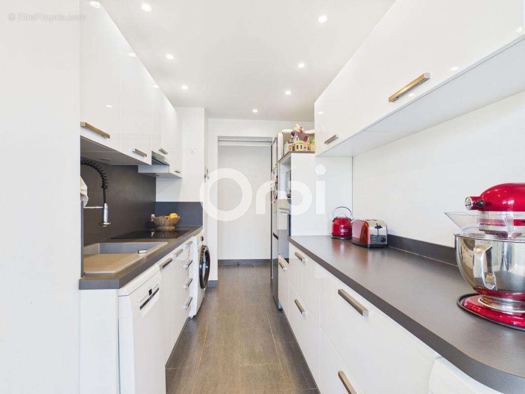 Appartement à MANDELIEU-LA-NAPOULE