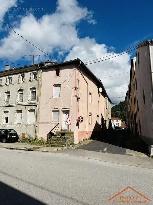 Maison à BRUYERES