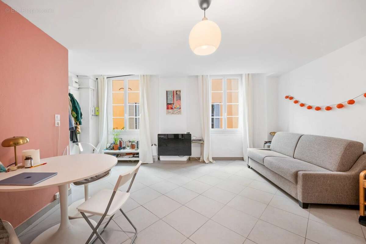 Appartement à NICE