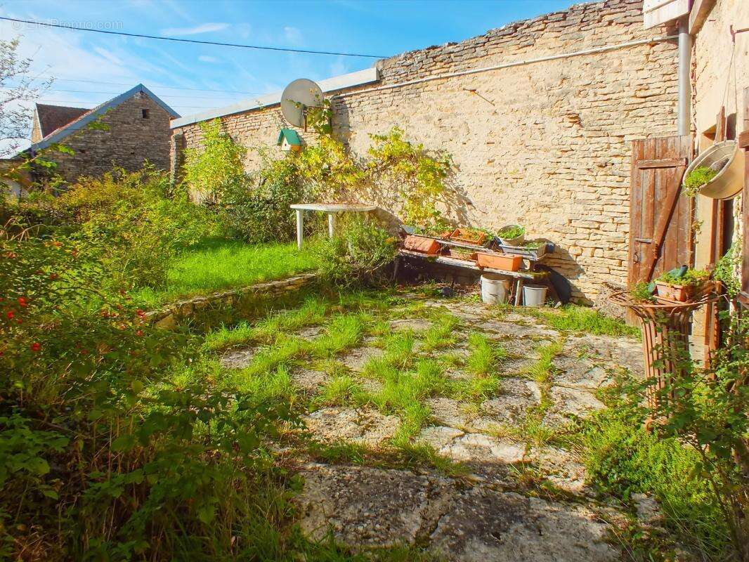 Maison à ASNIERES-EN-MONTAGNE
