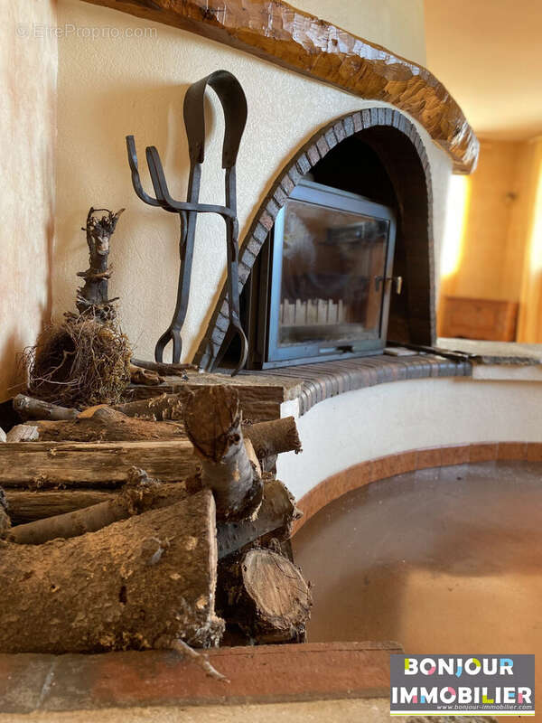 Maison à SAINT-LAURENT-DU-PONT