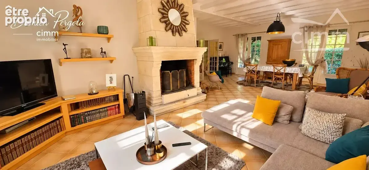 Une propriété pensée pour le bien-être : 273 m² habitables, piscine chauffée couverte et plus de 5 000 m² de terrain » - photo 5