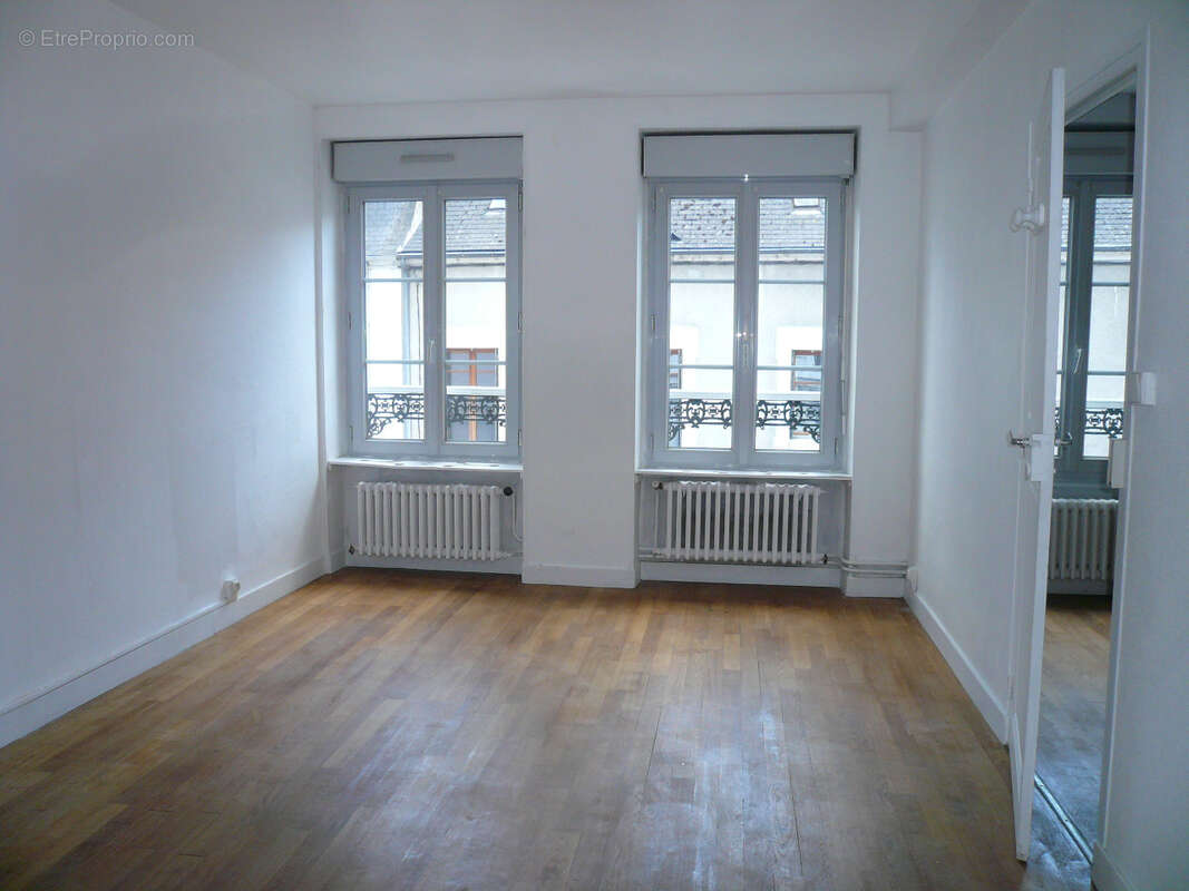 Appartement à LA CHARITE-SUR-LOIRE