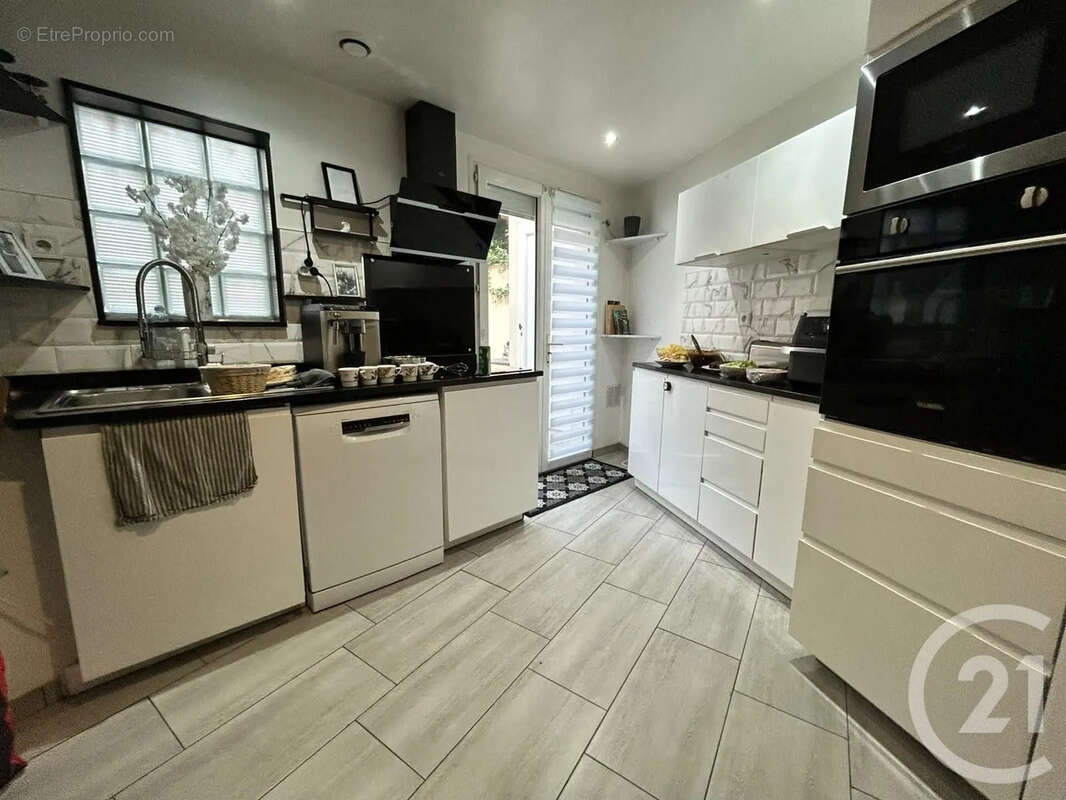 Maison 94 m² à Acy-En-Multien  - photo 4