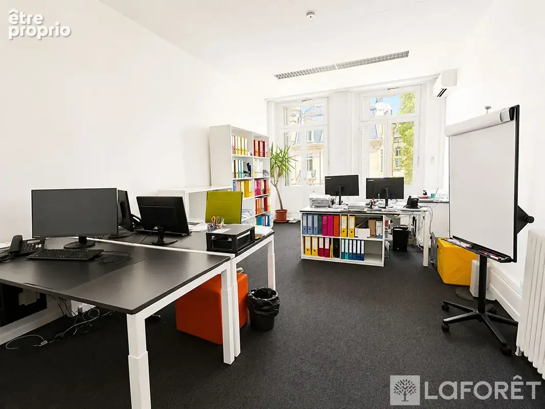 Bureaux Strasbourg - 8 pièce(s) 265 m2 - PLACE SÉBASTIEN BRANT - photo 12