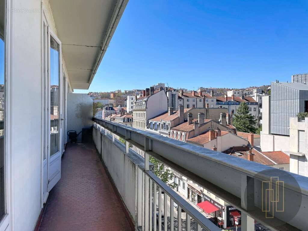 Appartement à LYON-6E
