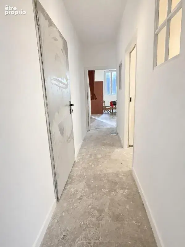 Appartement 11 pièces 375 m² à vendre à Saint-Ambroix (30500) - photo 4