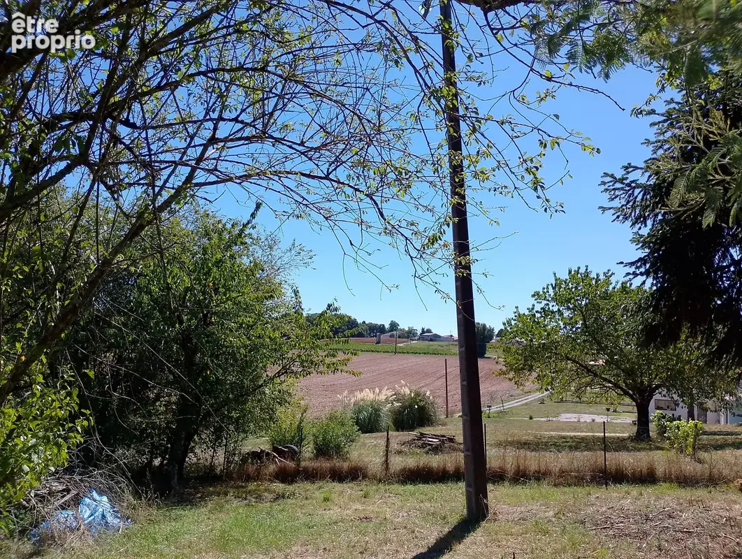 Terrain constructible près de Jonzac - photo 4