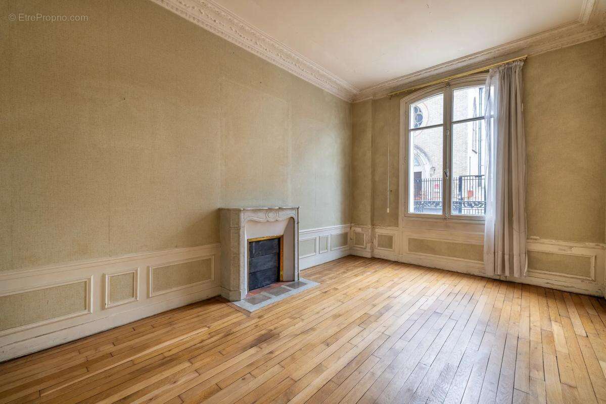 Appartement à BOULOGNE-BILLANCOURT