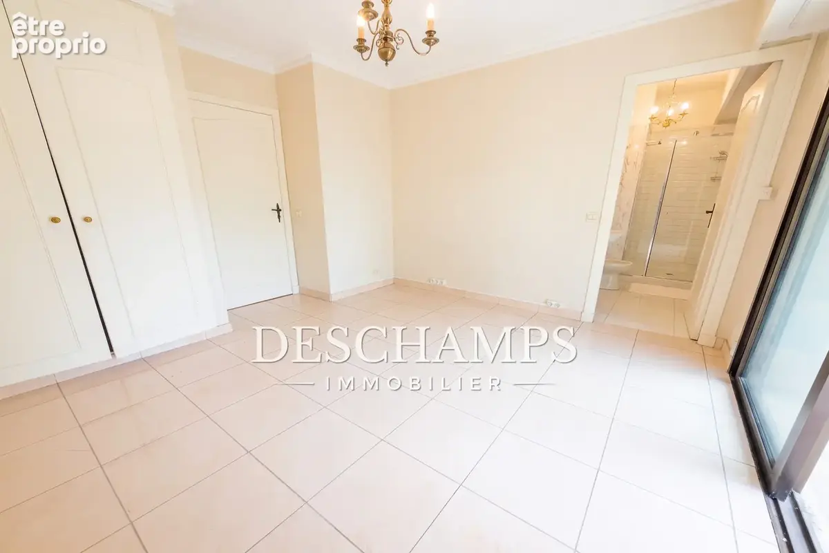 Appartement 3 pièces 75 m² à vendre à Antibes (06160) - photo 8