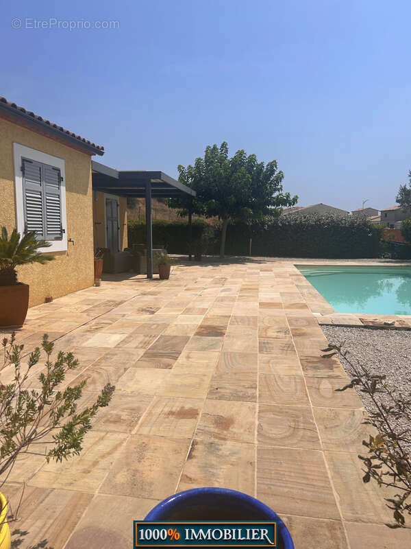 Villa de plain pied avec une magnifique vue - photo 2